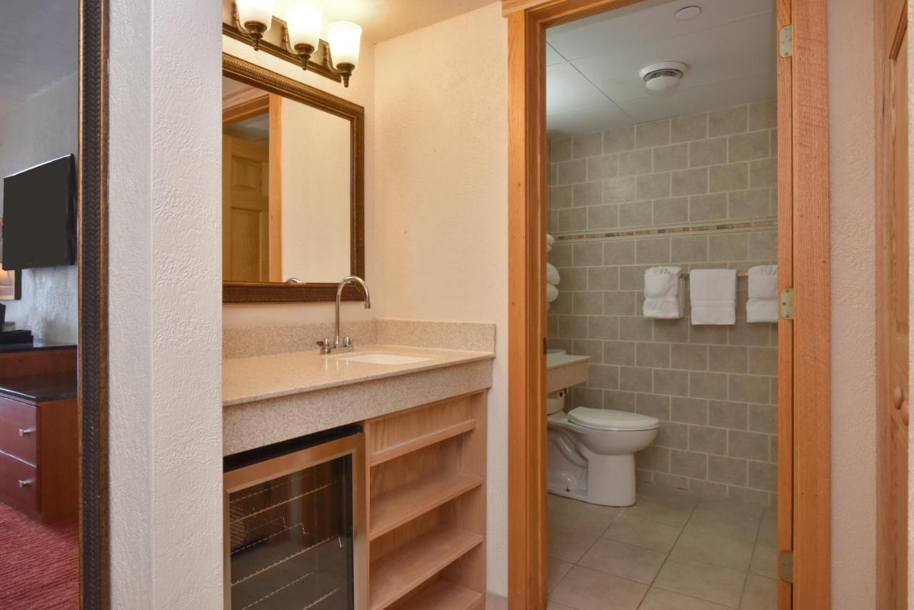 Champion Slopeside Hotel By Seven Springs Resort מראה חיצוני תמונה